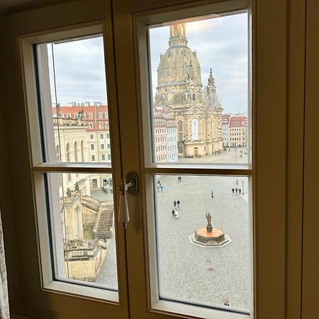 Exklusives Apartment Mit Einmaligem Blick Zur Frauenkirche - Parkplatz Kostenfrei Дрезден Екстериор снимка
